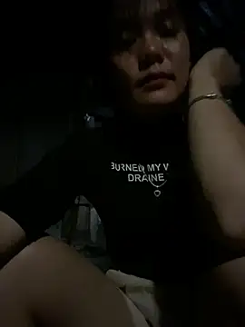 Snapshot of PhanHaa chatting on February 24, 2026, 12:14 pm PhanHaa online show from February 24, 2026, 12:14 pm