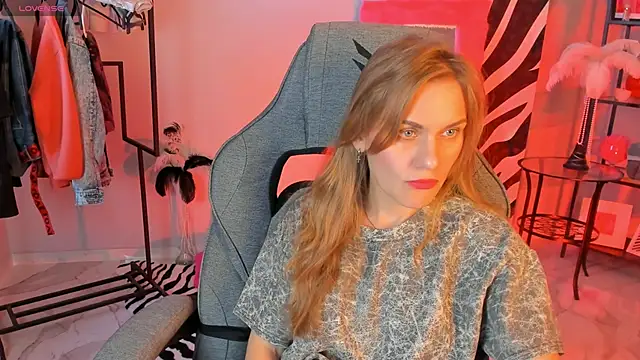 VanessaMates online show from September 22, 2025, 5:31 am