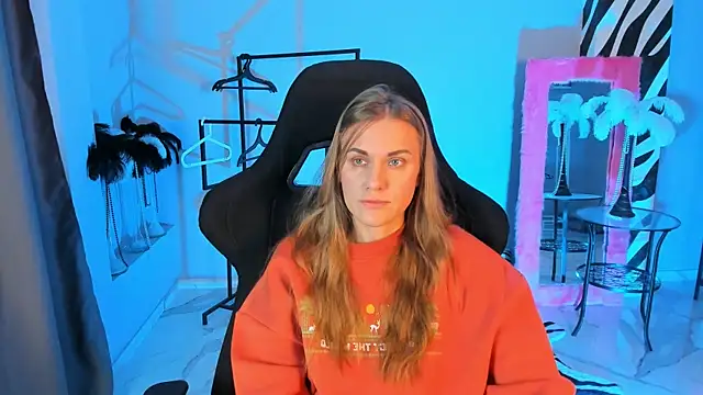 VanessaMates online show from November 5, 2025, 5:29 am