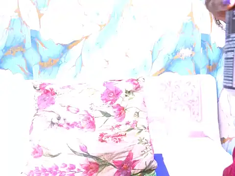 Snapshot of indiansunglaze4u69 chatting on September 13, 2025, 4:29 pm indiansunglaze4u69 online show from September 13, 2025, 4:29 pm