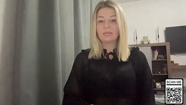 Blondie xoxoxo online show from December 2, 2025, 5:19 pm