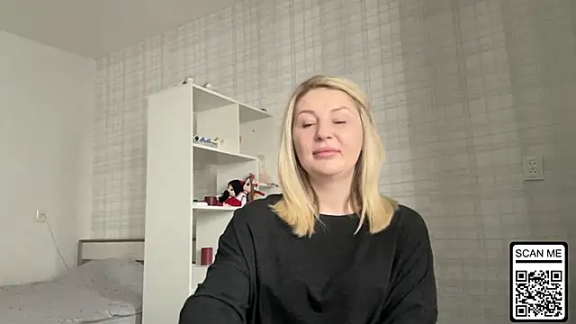 Blondie xoxoxo online show from February 9, 2026, 8:51 am