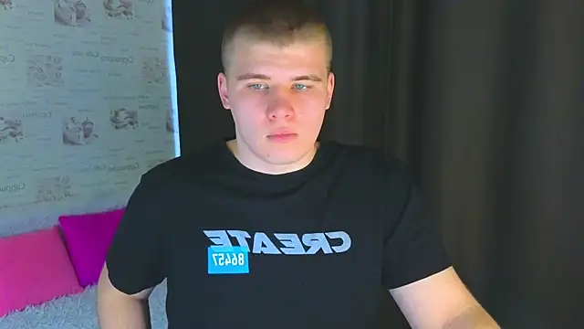 kittenmurr online show from October 9, 2025, 10:13 am