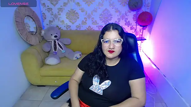 Snapshot of Lily_rousee_m chatting on September 20, 2025, 2:01 am Lily rousee m online show from September 20, 2025, 2:01 am