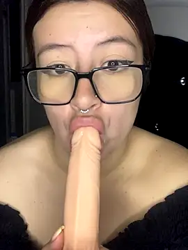 Snapshot of Blair_Bunnyy chatting on October 22, 2025, 6:13 am Blair Bunnyy online show from October 22, 2025, 6:13 am