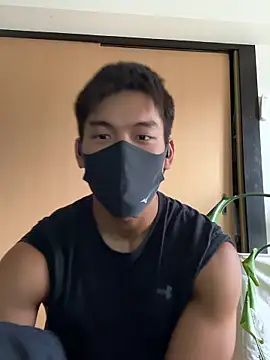 masucle216 online show from October 10, 2025, 4:11 am