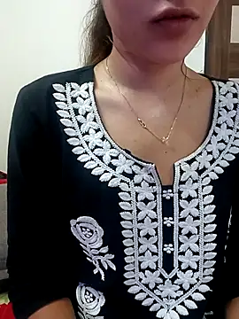 Cutie Shruti online show from September 28, 2025, 10:31 am