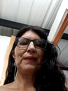 swity foster online show from September 11, 2025, 12:38 pm