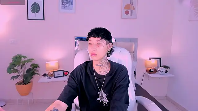 Luci Rose online show from September 25, 2025, 3:43 am