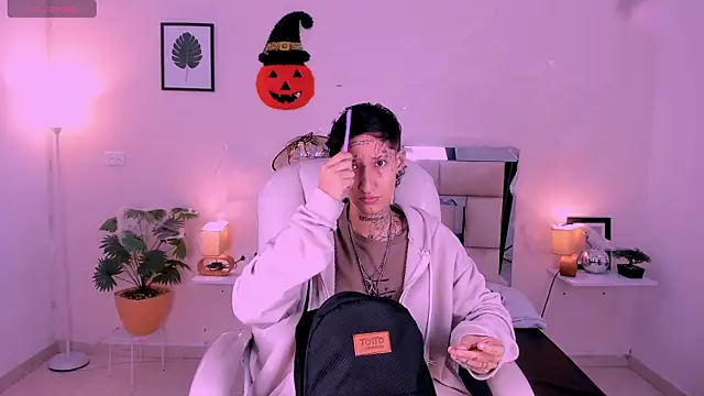 Luci Rose online show from October 18, 2025, 3:09 am