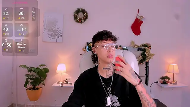 Luci Rose online show from November 25, 2025, 2:33 am