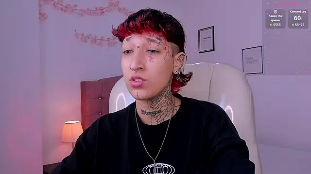 Luci Rose online show from April 5, 2026, 9:45 pm