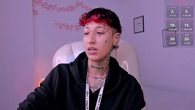 Luci Rose online show from April 16, 2026, 9:39 pm