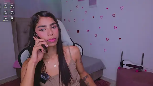 BrunetteAdams001 online show from March 12, 2026, 12:50 am