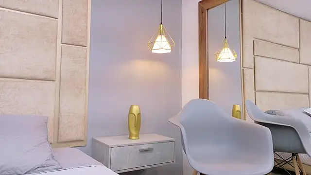 Ashley HotGirl online show from December 17, 2025, 7:53 pm