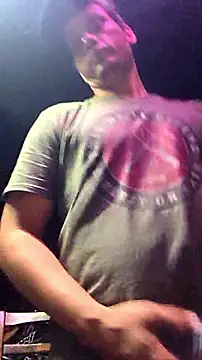 twistafatpipe online show from October 5, 2025, 8:56 am