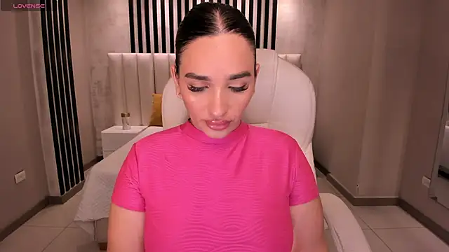 Snapshot of NovaSpencer chatting on September 23, 2025, 7:17 pm NovaSpencer online show from September 23, 2025, 7:17 pm