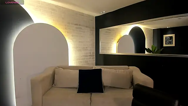 NataliaGaret online show from April 2, 2026, 10:46 am