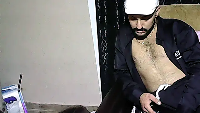 Muratcan33 online show from November 2, 2025, 9:50 pm