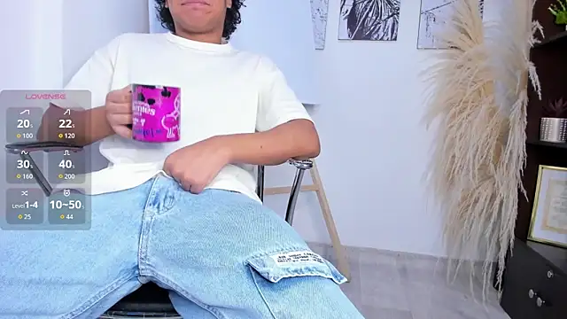 Miriam milf online show from September 29, 2025, 12:10 pm