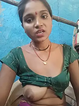 Snapshot of Harini_Gautam chatting on May 21, 2026, 6:42 am Harini Gautam online show from May 21, 2026, 6:42 am