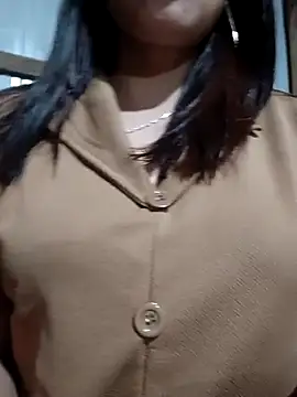 Nana-bar online show from October 7, 2025, 1:52 pm