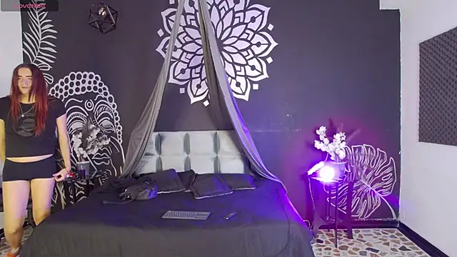 Maylu Fox online show from November 12, 2025, 12:27 pm