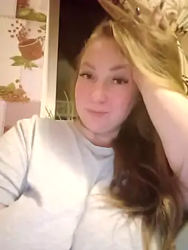 Snapshot of Kiss_Eva chatting on May 4, 2026, 7:43 pm Kiss Eva online show from May 4, 2026, 7:43 pm