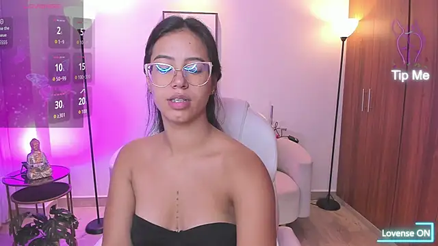 raven stonee online show from January 11, 2026, 3:33 am