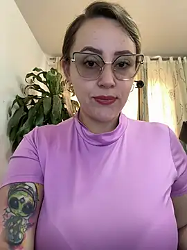 CurvyLust x online show from April 23, 2026, 1:46 pm