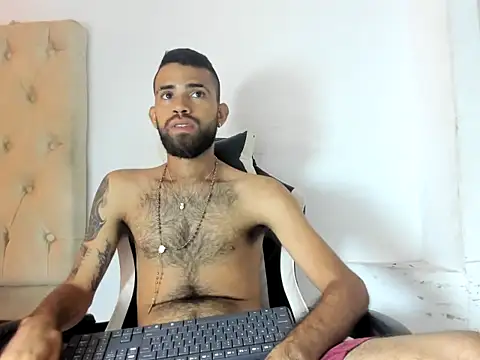 adri sexboy229 online show from September 27, 2025, 1:54 am