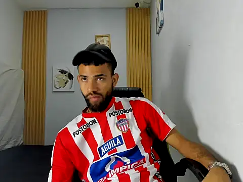 adri sexboy229 online show from October 3, 2025, 7:05 am