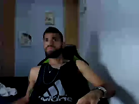 adri sexboy229 online show from October 4, 2025, 7:06 am