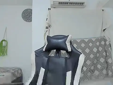 adri sexboy229 online show from October 11, 2025, 2:44 am