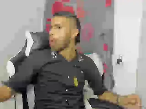 adri sexboy229 online show from November 4, 2025, 1:48 am