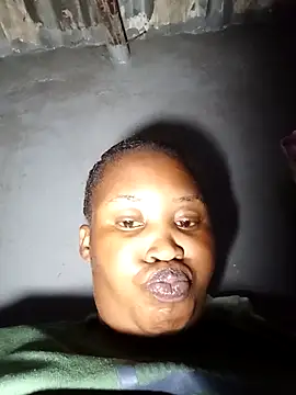 Snapshot of OCEANSQUITERXXX chatting on September 17, 2025, 1:13 pm OCEANSQUITERXXX online show from September 17, 2025, 1:13 pm