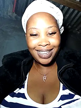 Snapshot of OCEANSQUITERXXX chatting on October 15, 2025, 4:40 pm OCEANSQUITERXXX online show from October 15, 2025, 4:40 pm