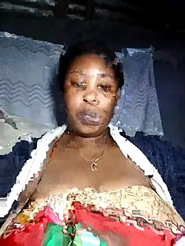 Snapshot of OCEANSQUITERXXX chatting on October 24, 2025, 5:37 am OCEANSQUITERXXX online show from October 24, 2025, 5:37 am