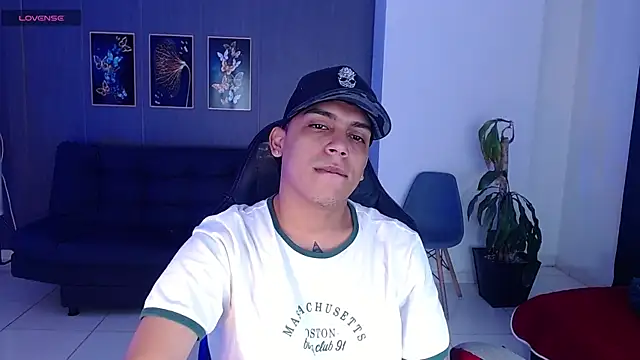 david santos16 online show from September 14, 2025, 3:16 am