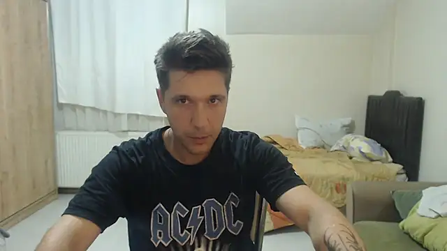 2handsomemann online show from August 1, 2026, 8:41 pm