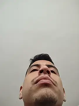 Juann-cock online show from March 13, 2026, 6:03 pm