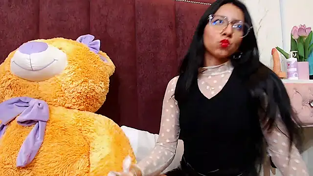 VioletxBloom online show from September 25, 2025, 11:08 pm