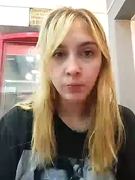 Snapshot of ayebran chatting on October 24, 2025, 9:22 pm ayebran online show from October 24, 2025, 9:22 pm