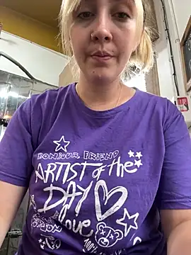 Snapshot of ayebran chatting on November 29, 2025, 3:26 pm ayebran online show from November 29, 2025, 3:26 pm