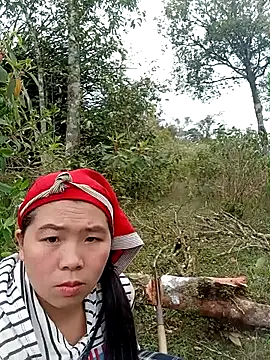 quynhkoolbae online show from November 22, 2025, 2:21 am