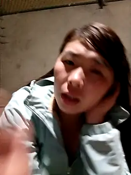 quynhkoolbae online show from November 26, 2025, 1:01 pm