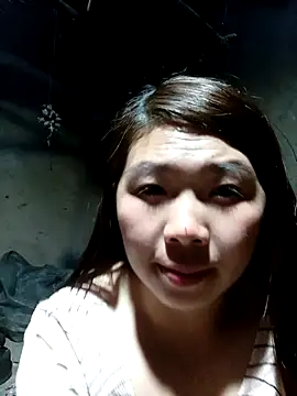 quynhkoolbae online show from December 4, 2025, 12:25 pm