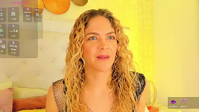 Velora   online show from December 18, 2025, 3:45 am