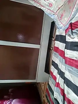 akshant1234 online show from November 14, 2025, 10:14 am