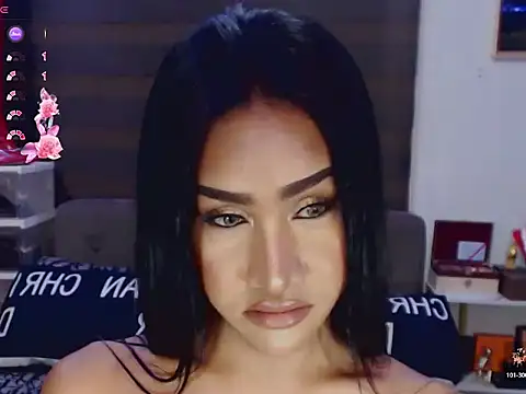 SeductiveVictoria online show from May 15, 2026, 4:30 am